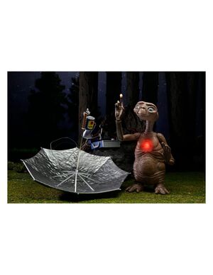 E.T. ULTIMATE DELUXE E.T. CON PECHO LED 40 ANIVERSARIO